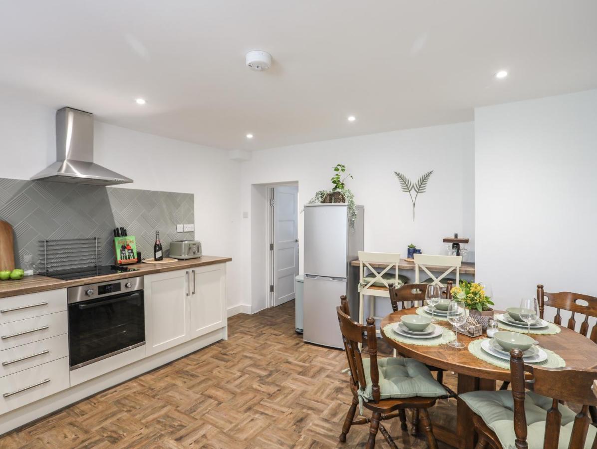 Y Goedwig Appartement Llanfairpwllgwyngyll Buitenkant foto