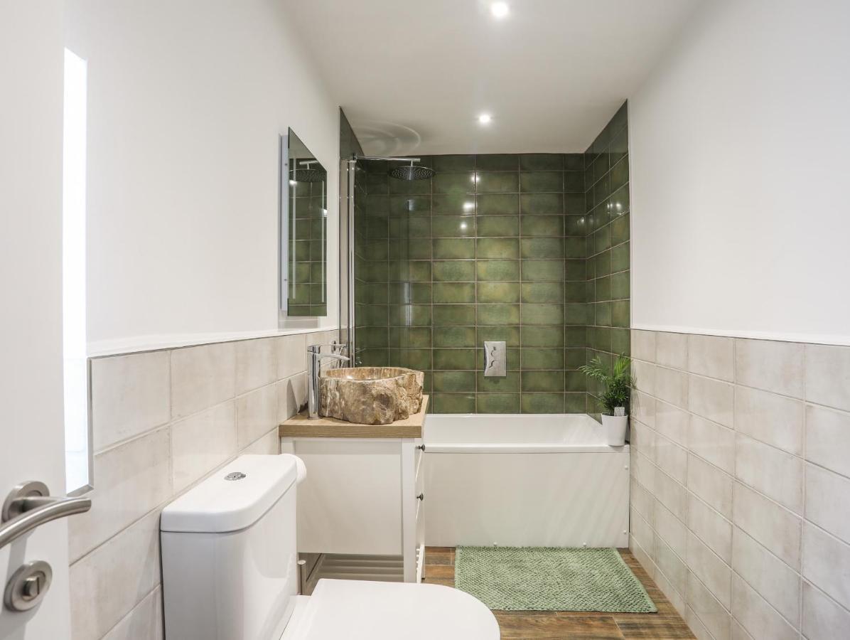 Y Goedwig Appartement Llanfairpwllgwyngyll Buitenkant foto